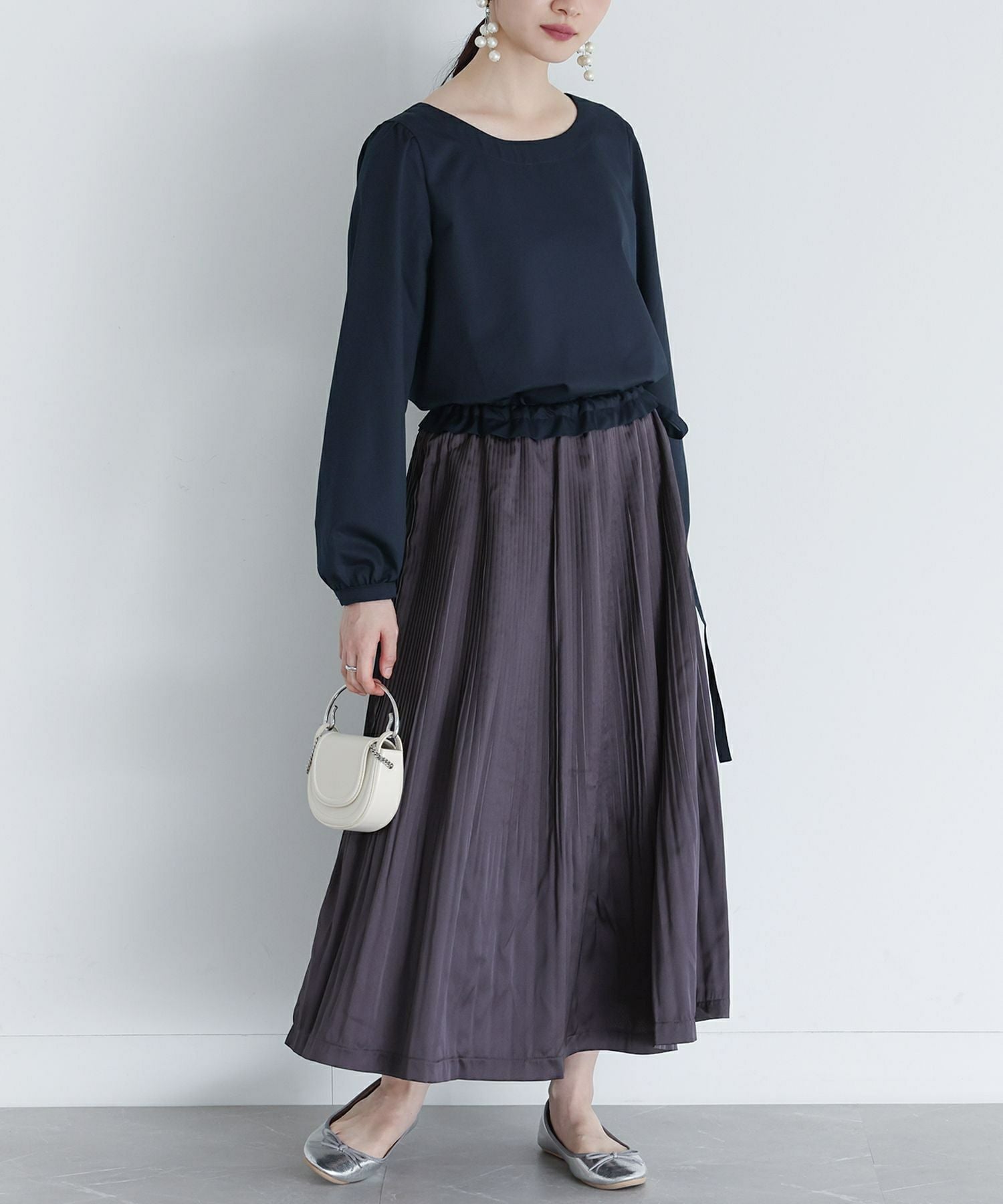 somari imaginationサテンプリーツワンピース』