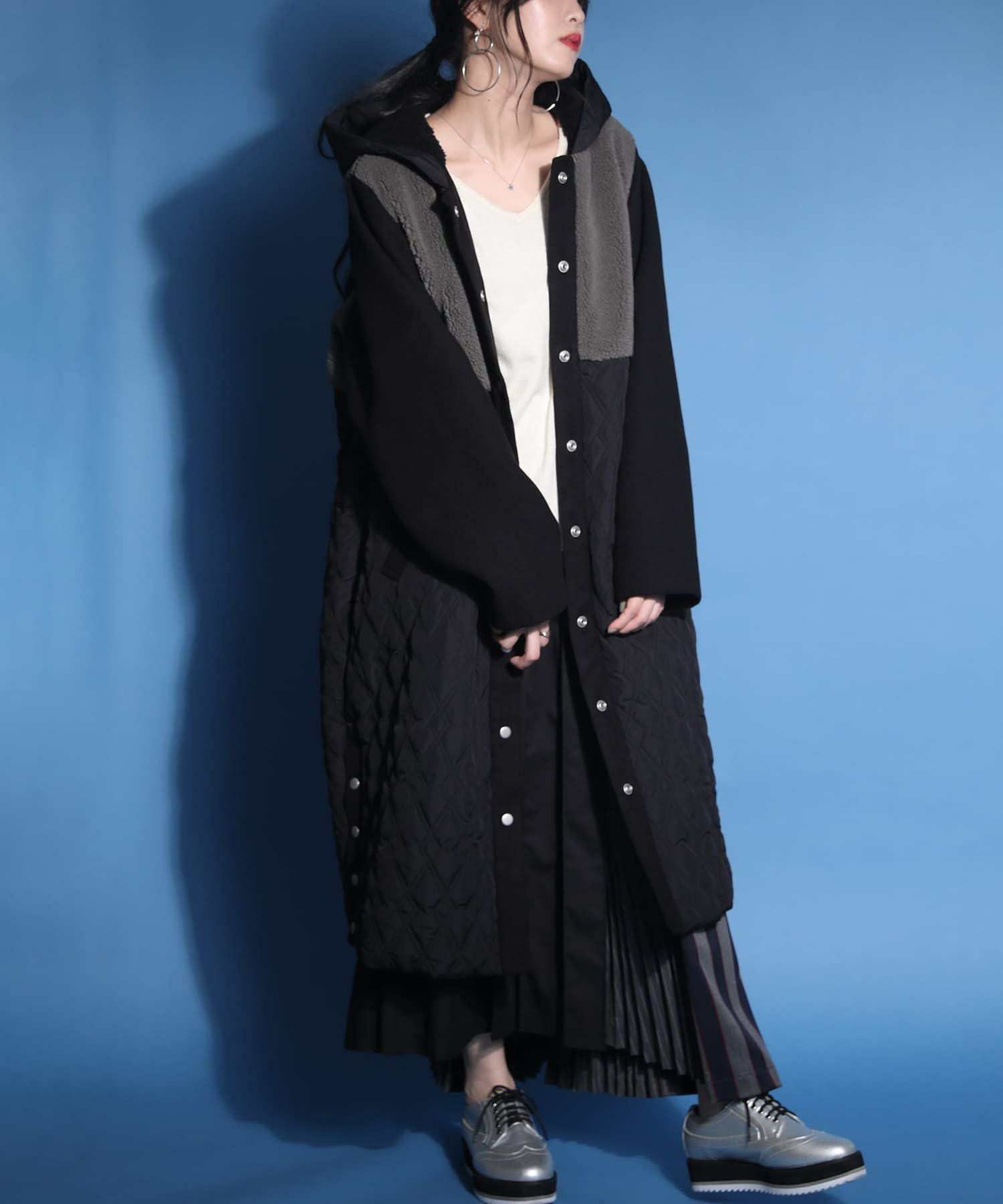【新品タグ付】ガレナ 異素材切替 ロングフーディーコート フリル 38 黒 春秋 kOhAKU異素材切替フーディーコート』
