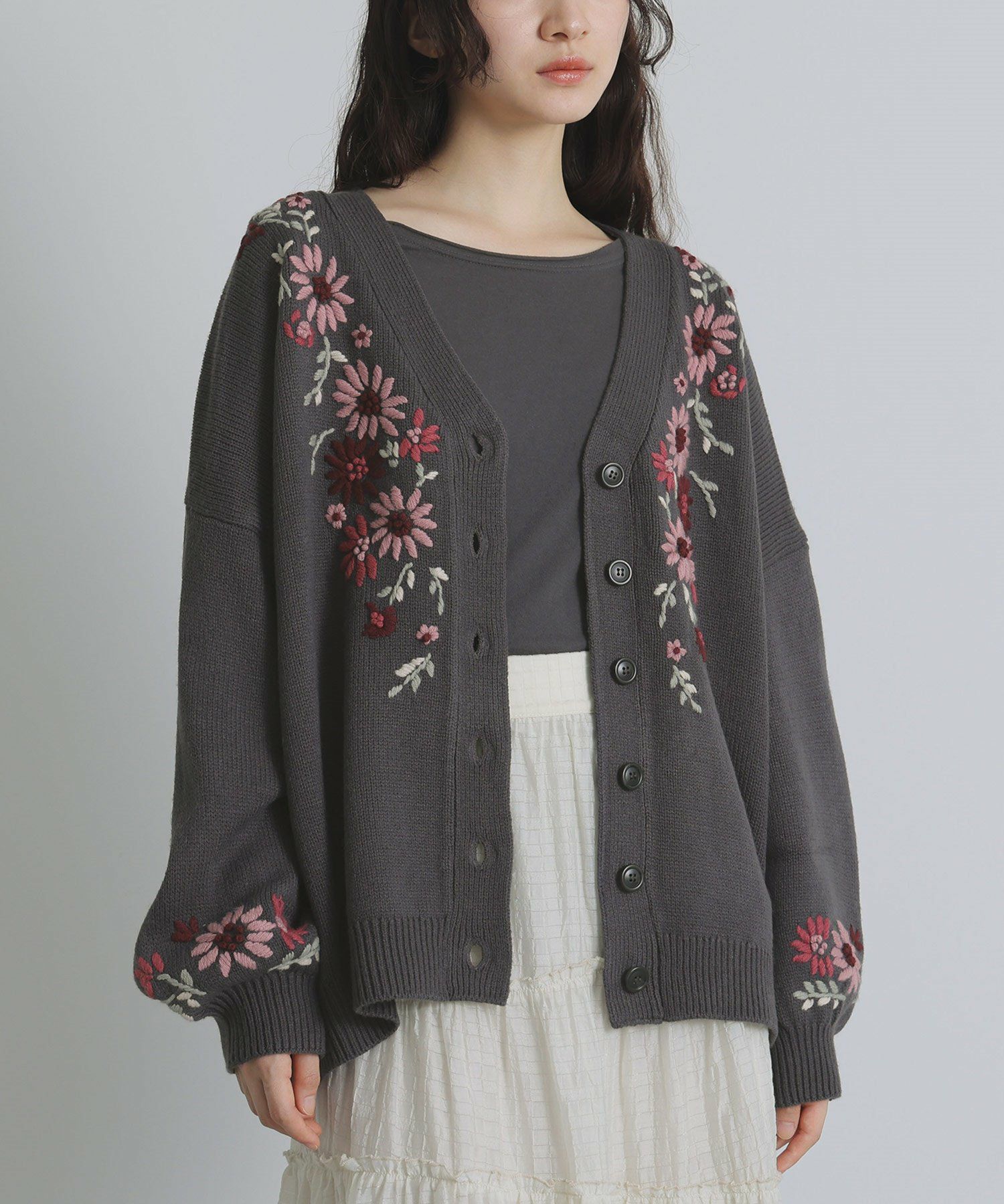 somari imagination花柄手刺繍ニットカーディガン』