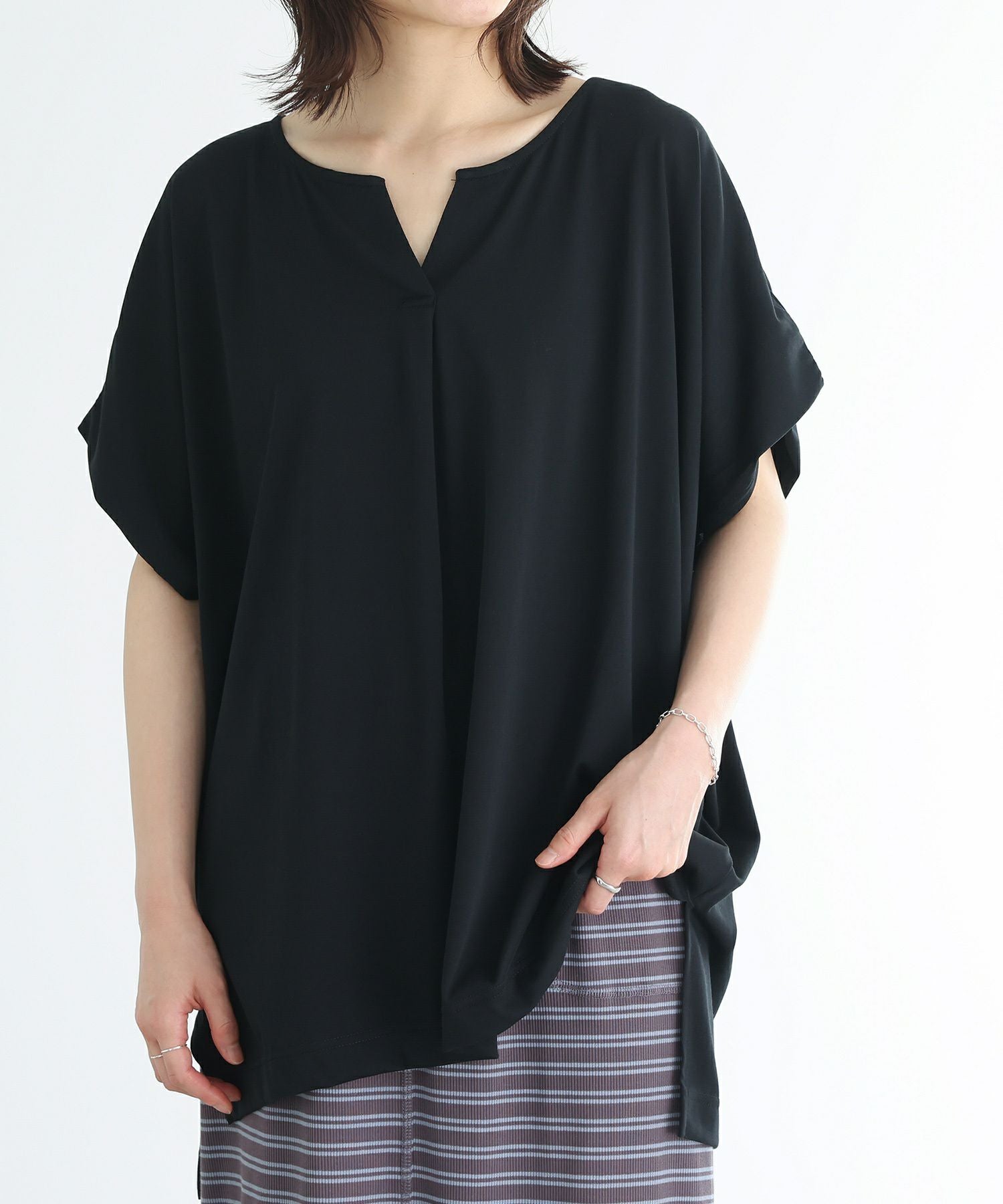 ♡専用出品♡     【グランランターブル】カシュクールフレンチスリーブトップス n'OrLABEL接触冷感フレンチスリーブトップス』
