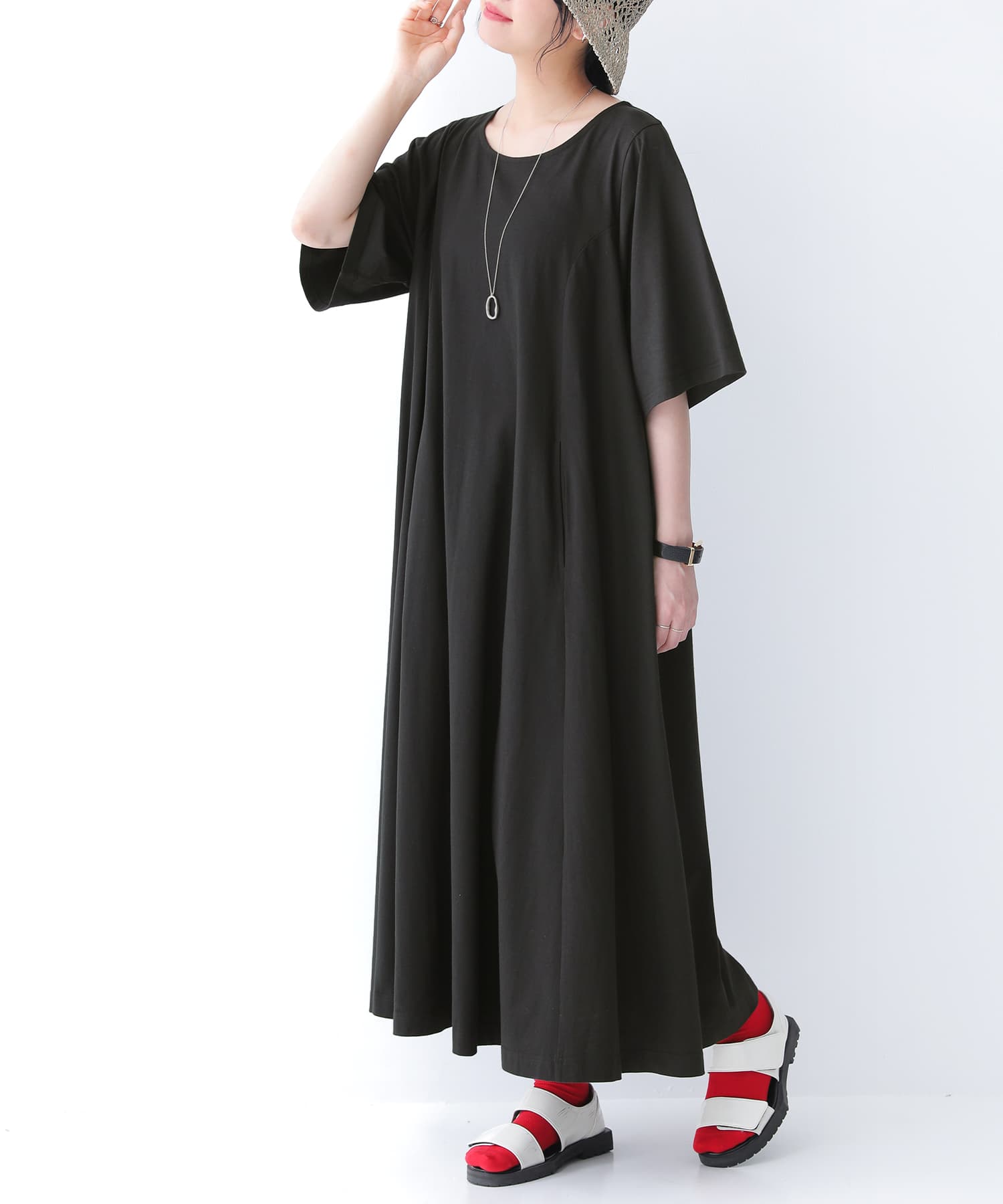 ヴァクトー　アッパーパー黒 キャミワンピース　ノアール　ヨーリンサイズ 000000053481-26.jpg?size=l&w=