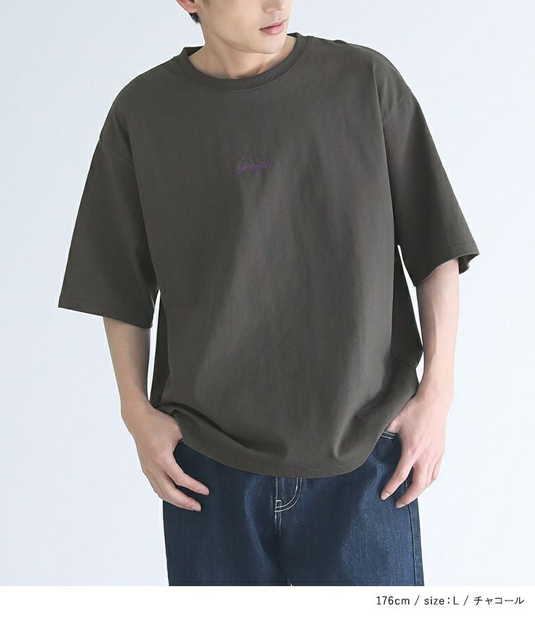 バックフラワープリント×刺繍Tシャツ』