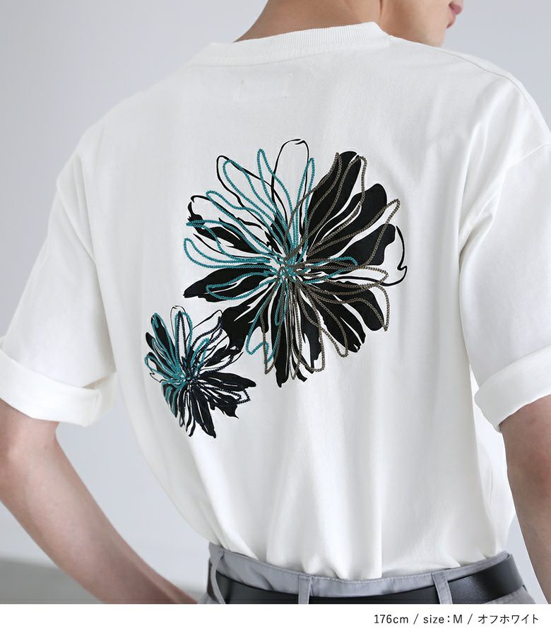バックフラワープリント×刺繍Tシャツ』