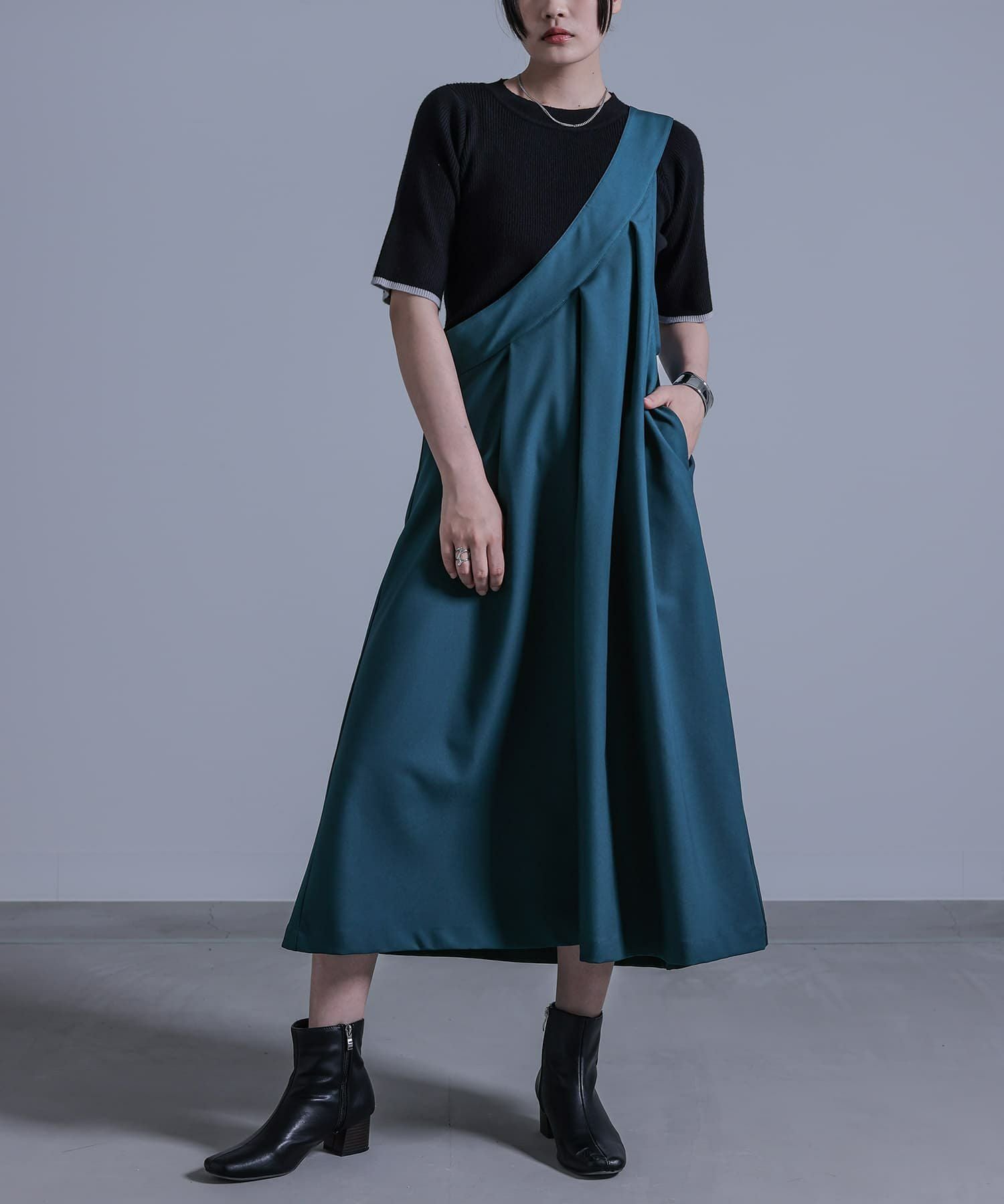 kOhAKUワンショルダースカート』