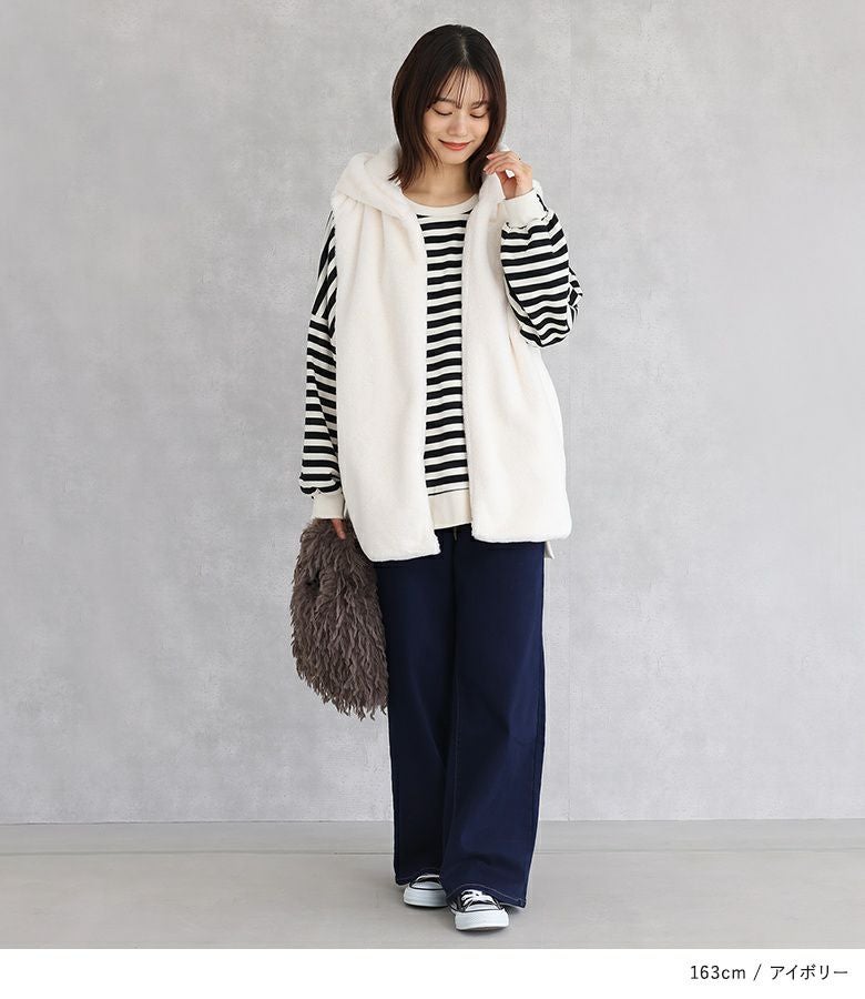 フェイクファーベスト』