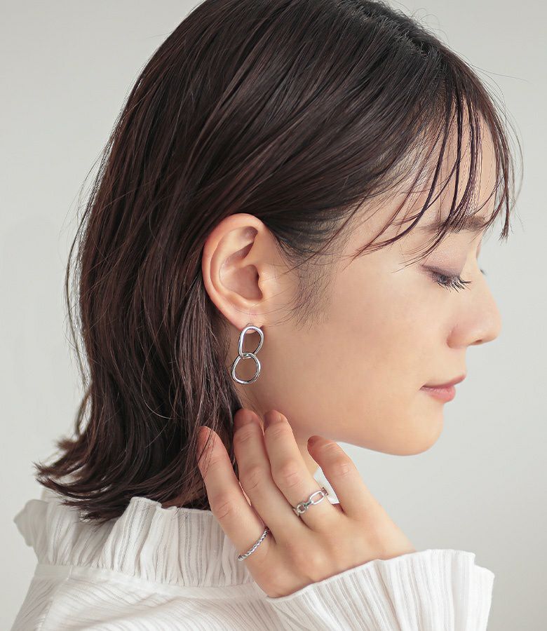 2連オーバルピアス』◇