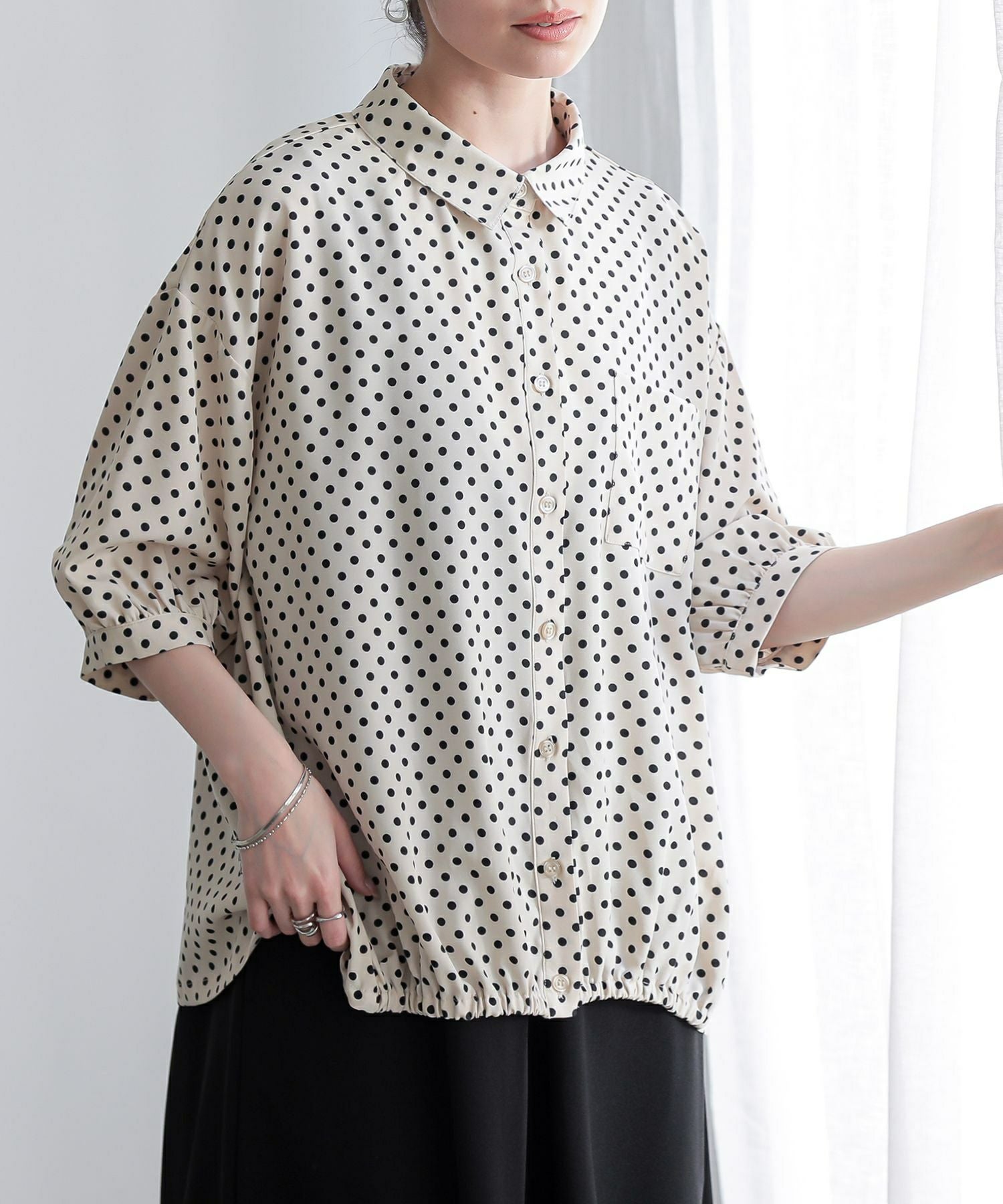 KORET(コレット)  シルク100%ブラウス シルククルーネックブラウス - SOÉJU online store｜上質な大人の女性