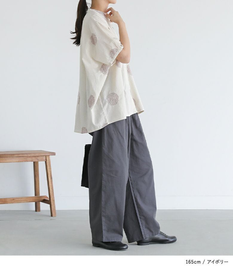 ビッグドット刺繍ブラウス』