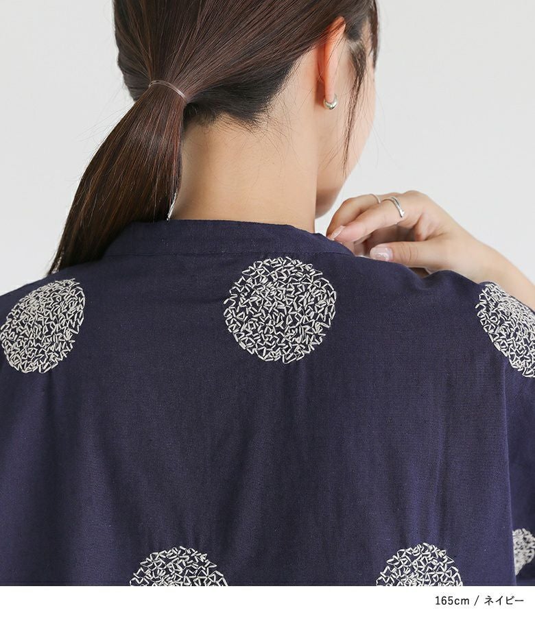 ビッグドット刺繍ブラウス』