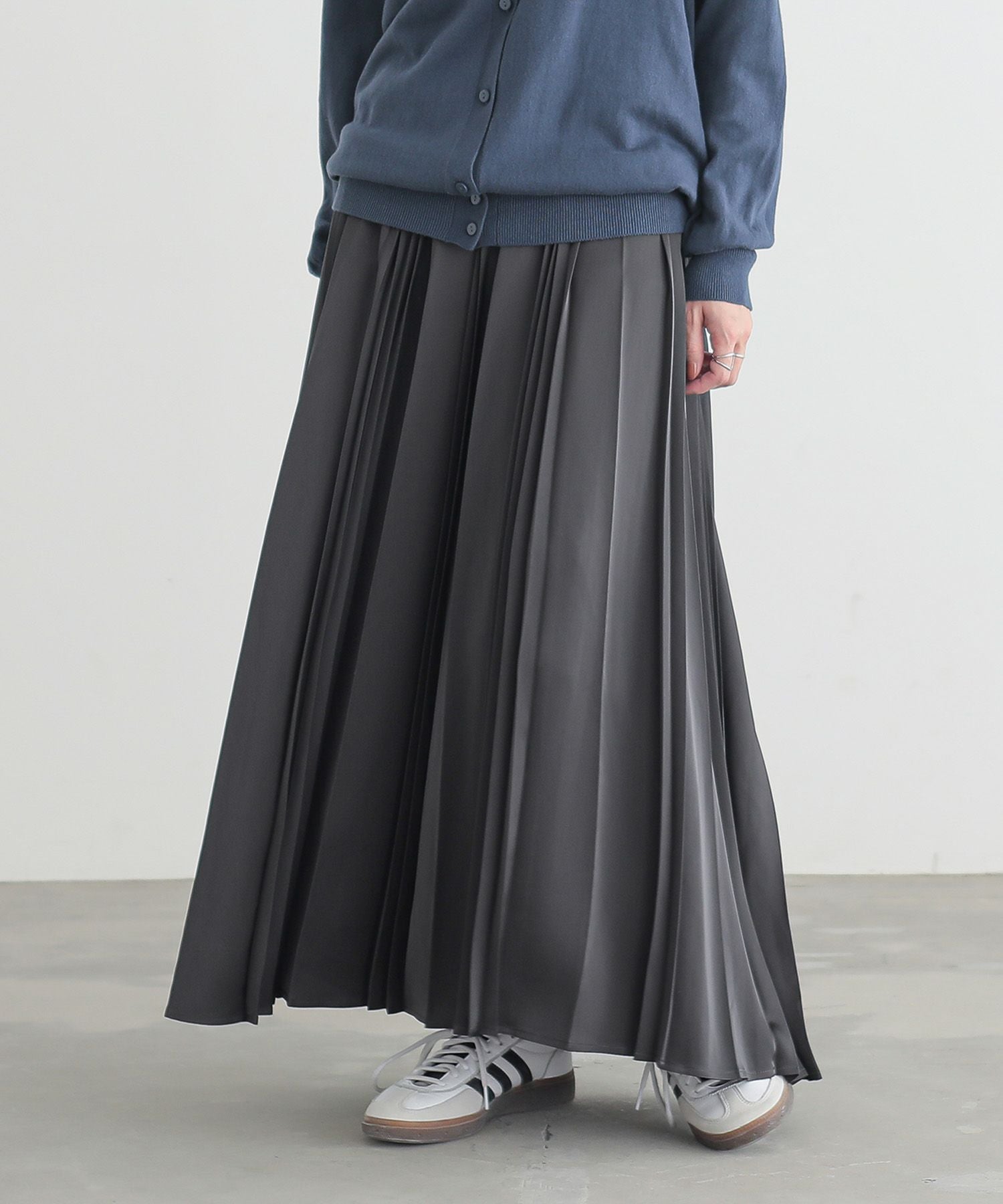 n'OrLABELサテンランダムプリーツスカート』