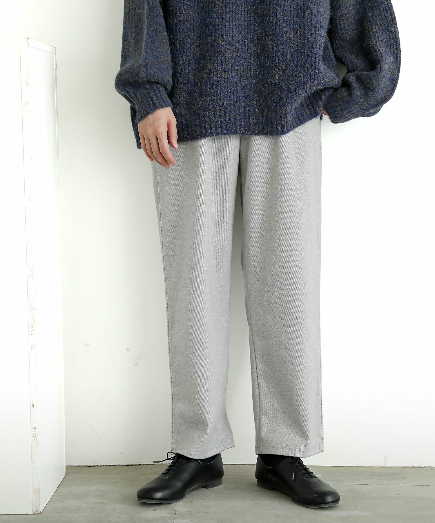 ウールライクすっきりテーパードパンツ』
