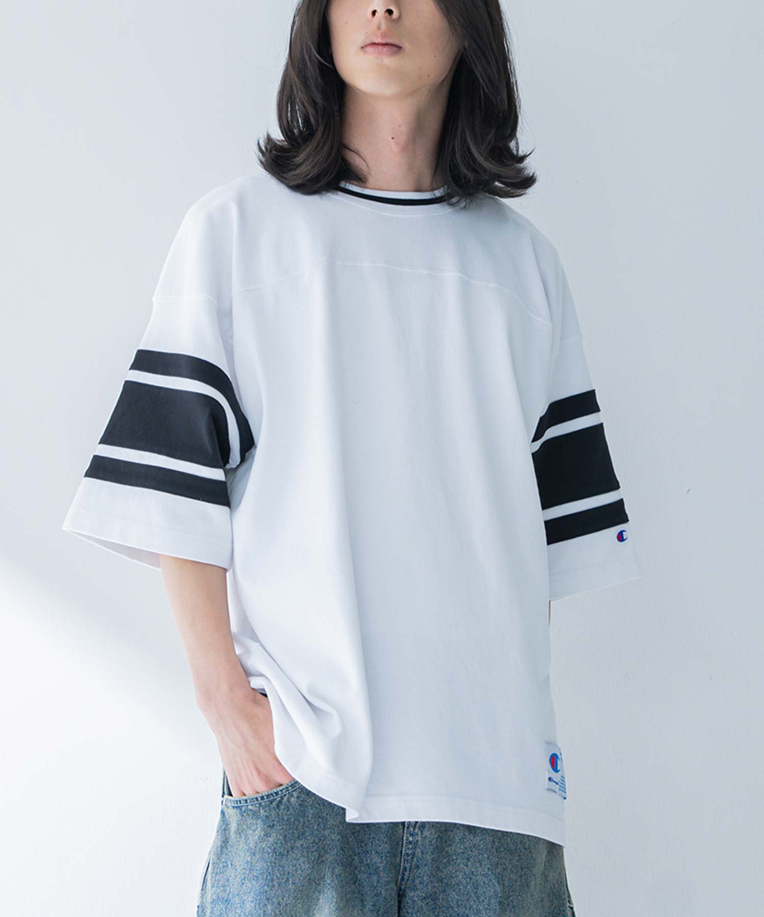 ChampionフットボールTシャツ』