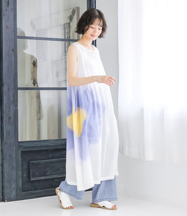 水彩花柄ノースリーブワンピース』